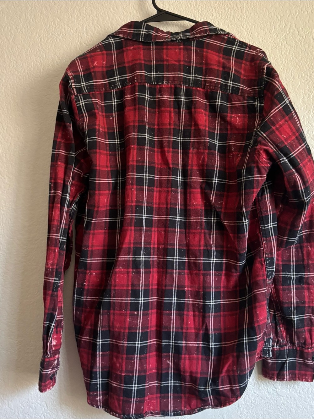 Hot Topic Red and Black Plaid Button-Down Shirt - Picture 2 of 5